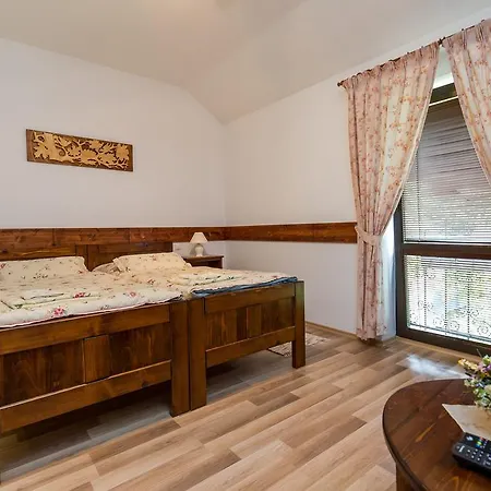 Gazdovsky בית הארחה