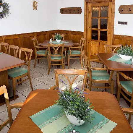 Gazdovsky Konukevi 3*