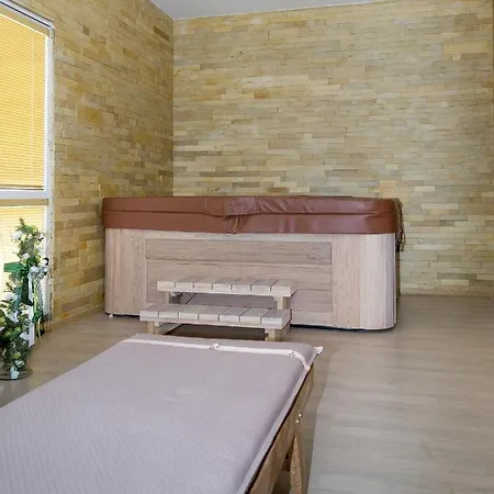 Gazdovsky 3* Topoľčianky