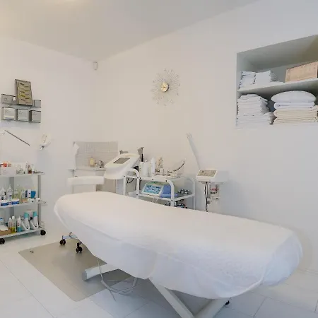 Gazdovsky Konukevi 3*